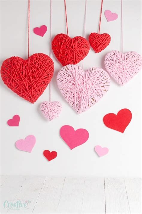 25 Romantic Valentines Backdrop Ideas For A Stunning Photoshoot