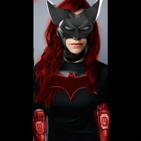 Maggie Sawyer Batwoman Halloween Face Makeup Character Lettering