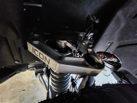 Installed Fox Performance Elite Coilovers Metalcloak Skid Plate Icon