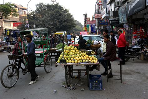 The Hardships Of Delhis Street Vendors Al Jazeera
