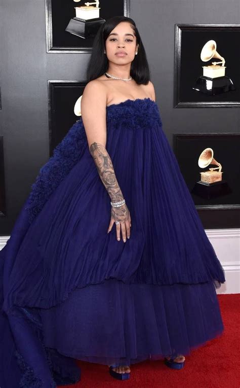 Ella Mai From 2019 Grammys Red Carpet Fashion Red Carpet Fashion