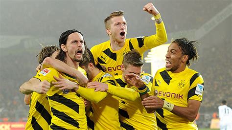 Bvb Marco Reus Schießt Borussia Dortmund Zurück Ins Rennen