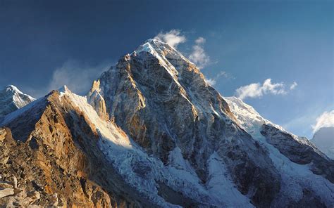 Himalaya Mountain Vector HD