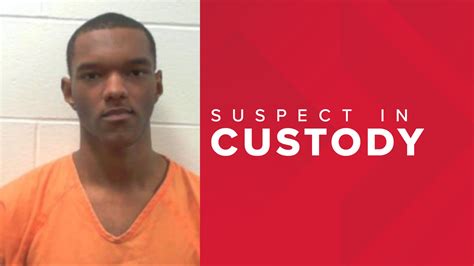 Suspect in Maine shooting turns himself in to Auburn police