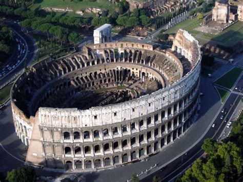 Koloseum W Rzymie Wonders Of The World Colosseum Rome Rome Italy