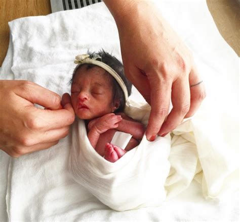 Although bathing your baby may seem like one of the simplest parenting tasks, giving a premature infant a bath for the first time can be scary! PHOTOS: Proud Mum Shares Her Sad Story After Eventually ...