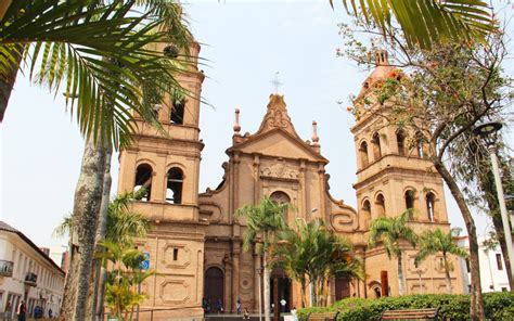 Catedral Metropolitana Basílica Menor de San Lorenzo Santa Cruz