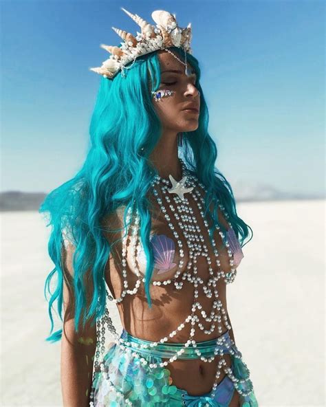 The Most Gorgeous Beauty Looks From Burning Man In Festival Outfits Rave Burning