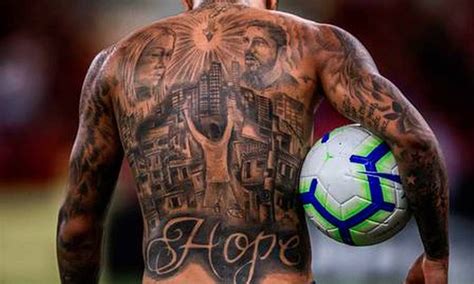 Gabigol Veja Em Detalhes As Tatuagens Do Atacante Do Flamengo Jornal
