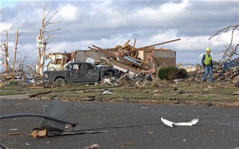 Tornadoes Damaging Storms Sweep Through Midwest