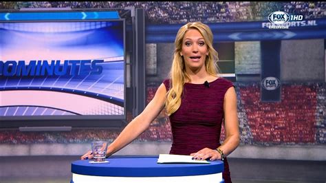 Ze treedt in dienst van john de mols talpa tv aldus. Just-Jared-dutchbabe: Hélène Hendriks FOX Sport Centraal ...