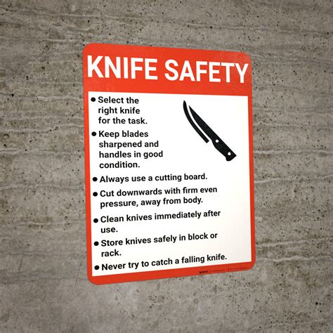Knife Safety Guidelines With Icon Portrait Wall Sign