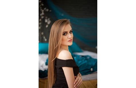 Viktoriya Skype Skyprivate Girl Profile And Live Cam Show Skyprivate