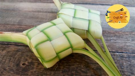 'sotong ketuk' or better known as 'suntong tutok' (dried cuttlefish) is a special snack among the people of sarawak during the month of ramadan. Cara Membuat Ketupat - YouTube