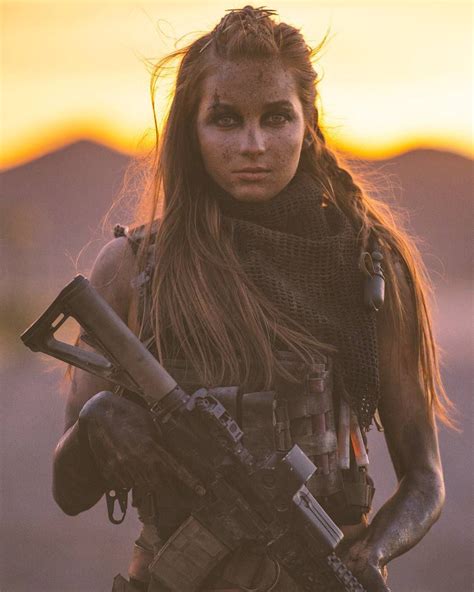 Pin By Christerphorbyim On Women Girl Guns Military Girl Warrior Woman