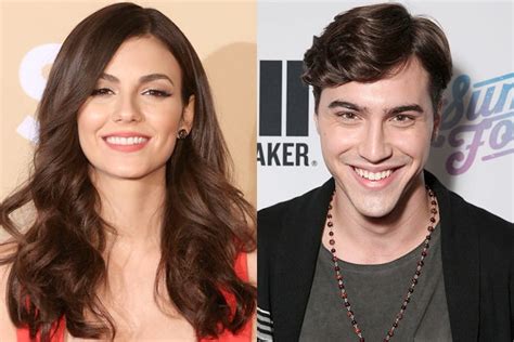 Victoria Justice Ryan Mccartan Join Foxs Rocky Horror Picture Show