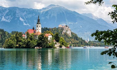 It is the administrative seat of the municipality of bled. Visitare il lago di Bled - Slovenia GUIDA COMPLETA