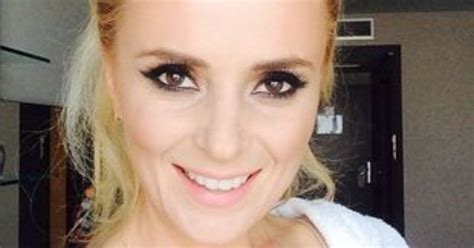 Z miasta płaszcz i korale me on pochwalił i rzekł że zemną zatańczyć chce jego dżins i. Halina Mlynkova pokazała się bez makijażu (Instagram ...