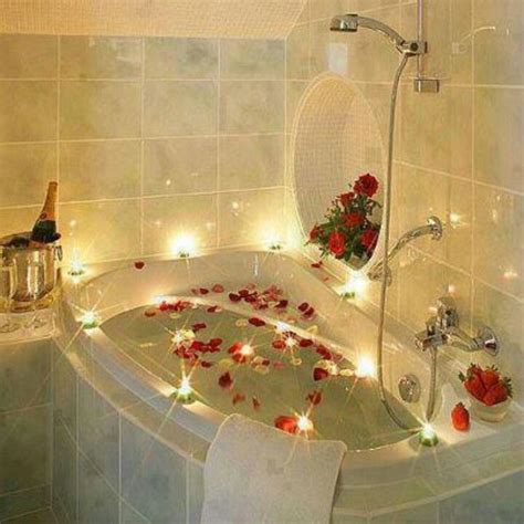 Nice Relaxing Bath Tub Romantic Bathrooms Romantic Bath Decor