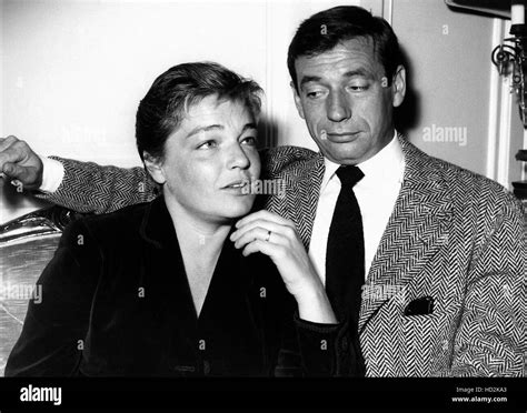 Simone Signoret And Yves Montand Ca S Stock Photo Alamy