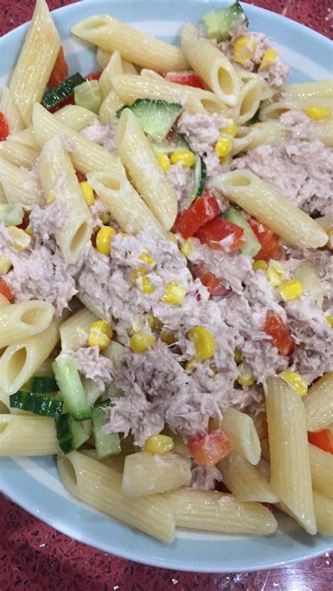 This pasta salad loaded with real bacon bits and hard boiled eggs is perfect for potlucks and bbqs. Pasta Salad with Tuna and Broccoli Recipe - Allrecipes.com
