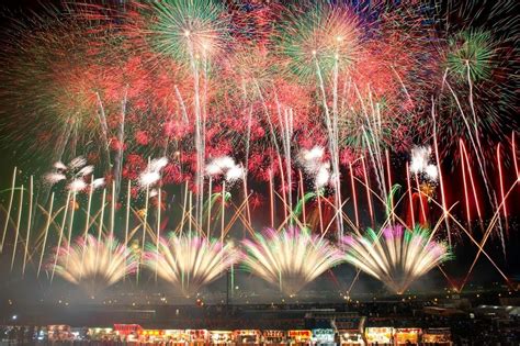 Japans Top 10 Most Incredible Fireworks Displays