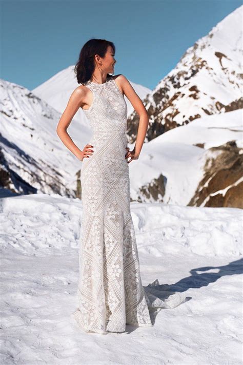 Search hongfuyu for more perfect dresses for evening,prom,wedding party,cocktail,homecoming or other special occasions. High Neck Wedding Dress - Bohemian Bride - Backless ...