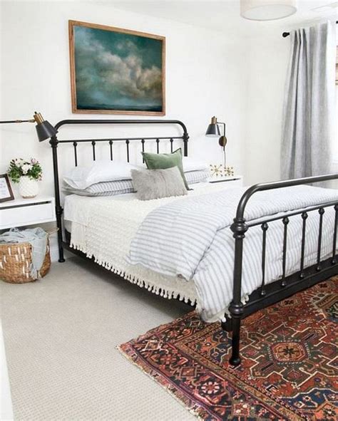 Coating since iron is prone to rusting which could ruin a frame's appearance, most manufacturers coat their bed frames with various substances to protect it from rust. 25+ Cool Black Wrought Iron Bed Frame Designs Bedroom # ...