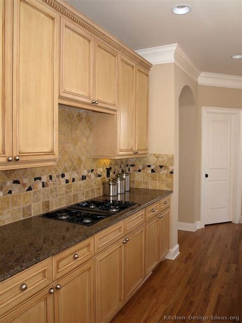 Pictures of Kitchens - Traditional - Light Wood Kitchen Cabinets