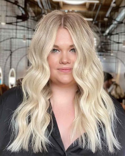 50 Inspiring Long Layered Bob Haircuts and Hairstyles | Round face