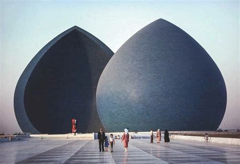 Iraq 1984 Photo By Steve Mccurry Art Et Architecture Islamic