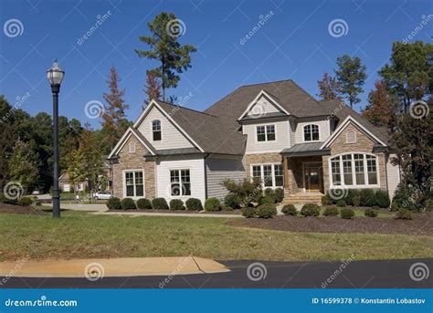 Upscale Suburban House Stock Photo Image Of House Residence 16599378