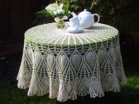 These appliqués, accessories and amigurumi all feature the monkey. Lacy Crochet: Tablecloth Update