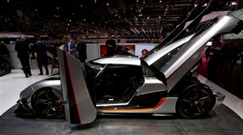The World's Fastest Car Is On Sale For $6 Million | HuffPost Canada ...