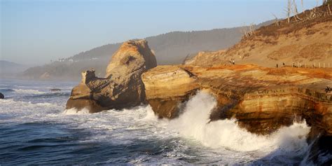 Safety on the Oregon Coast: Sneaker Waves, Cliffs + More - Oregon Coast Visitors Association
