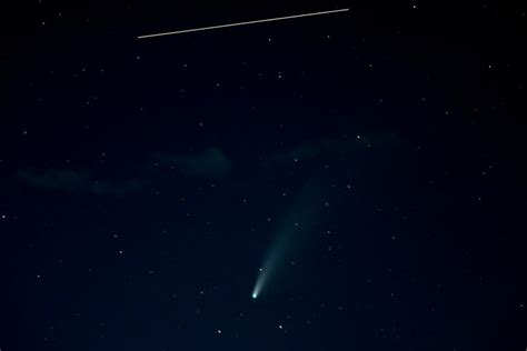 Stunning Photo Captures International Space Station Above Comet Neowise