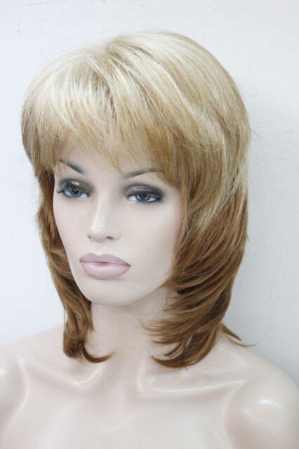 Elegant Charming Fluffy Layer Blonde Mix Medium Length Wavy Womens