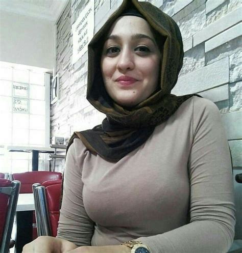 Pin Oleh Thajaruhahza Di Jilsude Jilbab Cantik Hijab Chic Mode Wanita