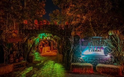 Los Angeles Haunted Hayride 2021 Review — Restcoaster