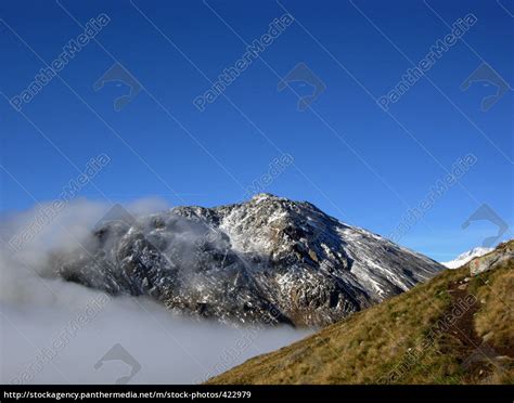 Ang pinakamataas na punto ng ötztal alps ay wildspitze 3,774 metro (12,382 ft), na kung saan ay din ang pangalawang. hiking in the oetztal alps - Royalty free image - #422979 ...