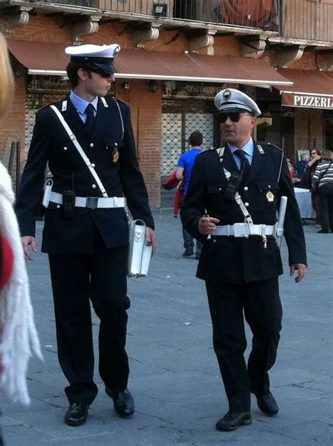 These Are Italian Police Officers In 2019 Police Italy Italian Police