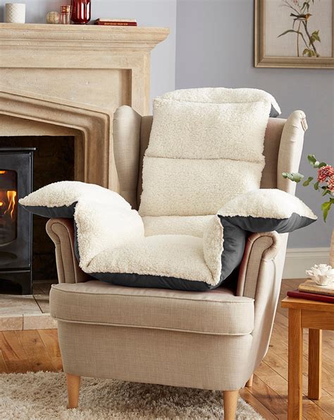 Add comfort to your seating areas with pier 1's chair pads, bench cushions. Reversible Full Cushion For Arm Chair | House of Bath