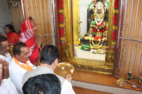 Pralhad Joshi On Twitter ಹಳೇಹುಬ್ಬಳ್ಳಿಯ ಅರವಿಂದನಗರದ ಶ್ರೀ ಹುಲಿಗೆಮ್ಮದೇವಿ ದೇವಸ್ಥಾನದಲ್ಲಿ