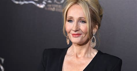 Jk Rowling Was Delighted With Johnny Depps Fantastic Beasts Casting