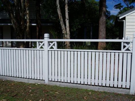 White Federation Feature Fence Fence Styles Good Neighbor Fence