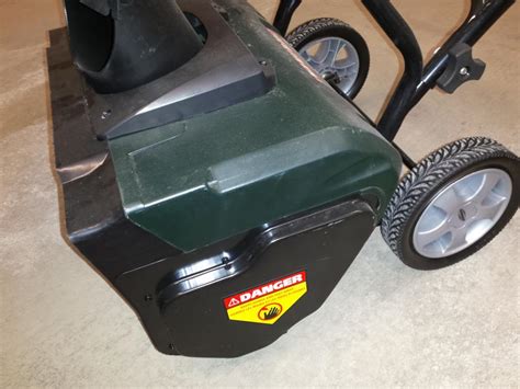 Yardworks Electric Snow Thrower Practically New Nepean Ottawa Mobile