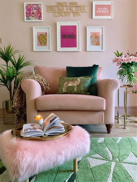 Pink And Green Living Room Living Room Green House And Home Magazine