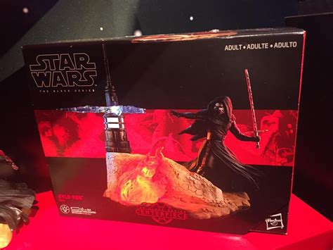closer look at star wars black series action figures new york toy fair