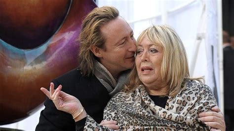 John Lennons Former Wife Cynthia Dies Ents And Arts News Sky News