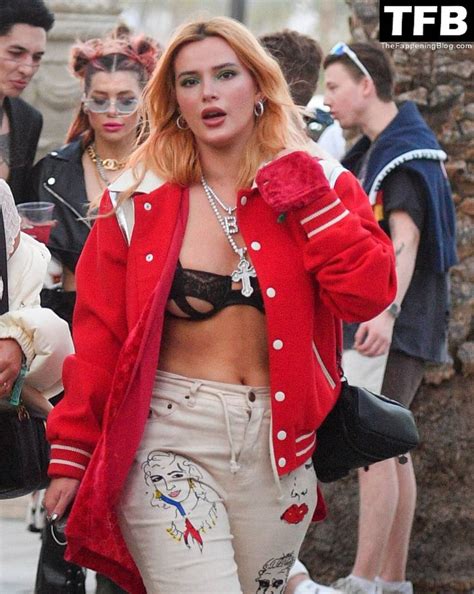 Bella Thorne Sexy 23 Photos The Fappening Stars